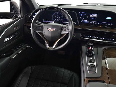 Certified 2023 Cadillac Escalade Sport Platinum w/ LPO, ONYX Package AWD/4WD image 21