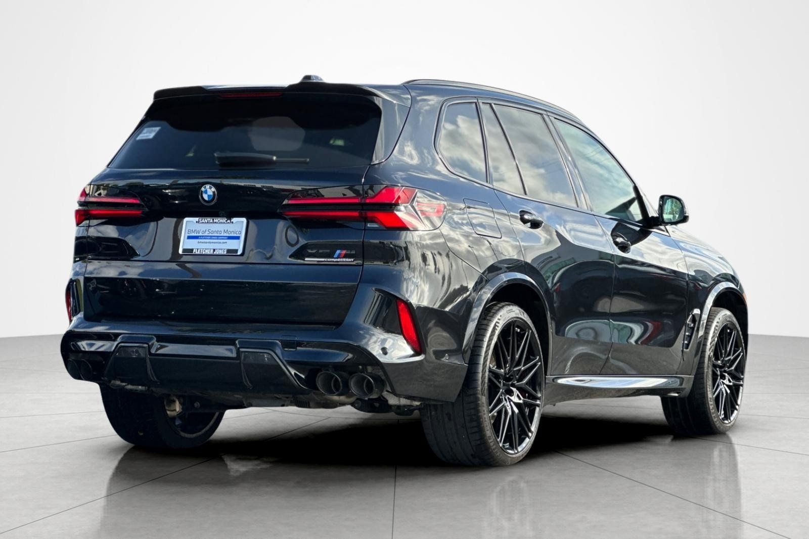 Used 2026 BMW X5 M Competition w/ Executive Package AWD/4WD image 5