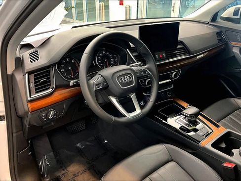 Certified 2023 Audi Q5 2.0T Premium w/ Convenience Package image 17