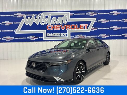 Used 2024 Honda Accord Touring image 1