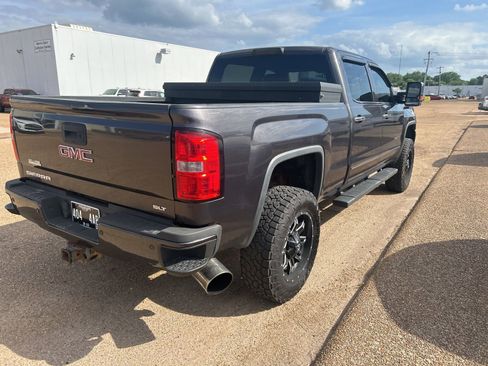 Used 2015 GMC Sierra 2500 SLT w/ Duramax Plus Package image 39