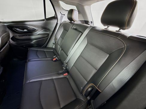 Used 2024 GMC Terrain AT4 image 28