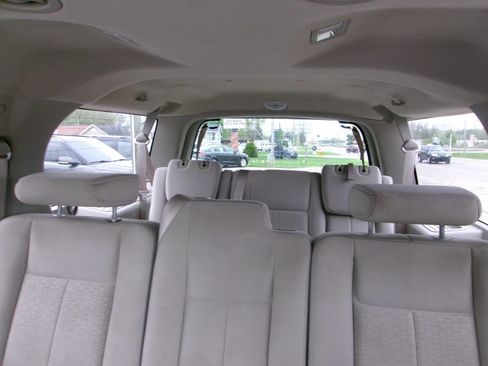 Used 2008 Ford Expedition EL XLT AWD/4WD image 6
