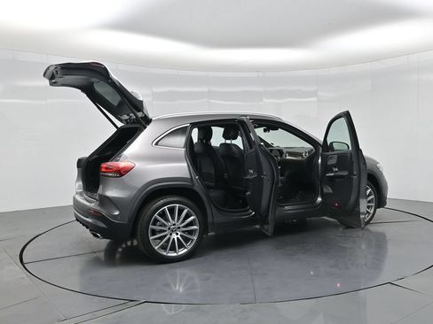 Used 2022 Mercedes-Benz GLA 250 4MATIC image 4