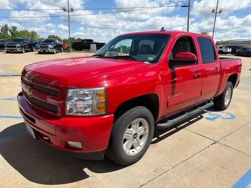 Used 2011 Chevrolet Silverado 1500 LT w/ All-Star Edition AWD/4WD image 1