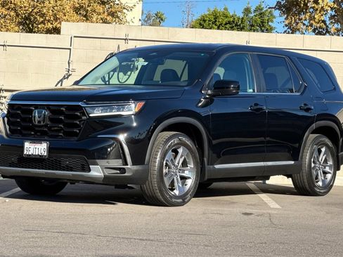 Certified 2023 Honda Pilot EX-L image 11