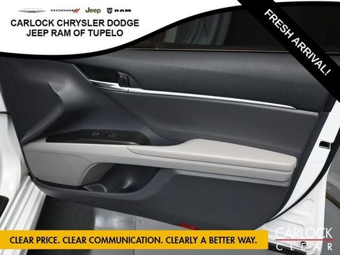 Used 2023 Toyota Camry SE image 33
