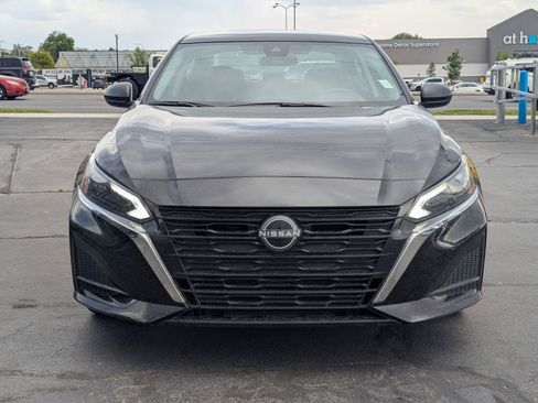 Used 2025 Nissan Altima 2.5 SV AWD/4WD image 10