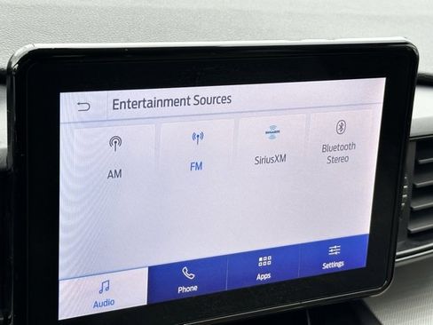 Used 2020 Ford Explorer XLT image 11