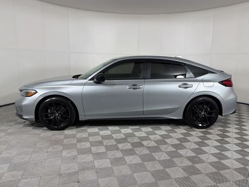 Used 2025 Honda Civic Sport image 2