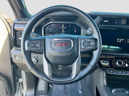 Used 2024 GMC Sierra 2500 AT4 w/ AT4 Premium Plus Package AWD/4WD image 11