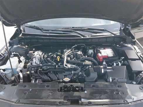 Used 2023 Nissan Altima 2.5 SR image 26