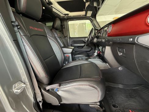 Used 2019 Jeep Wrangler Unlimited Rubicon AWD/4WD image 29