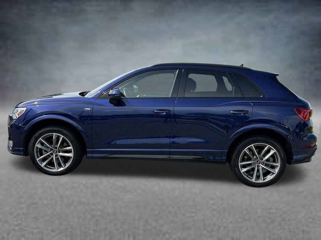 Used 2022 Audi Q3 2.0T Premium Plus AWD/4WD image 2