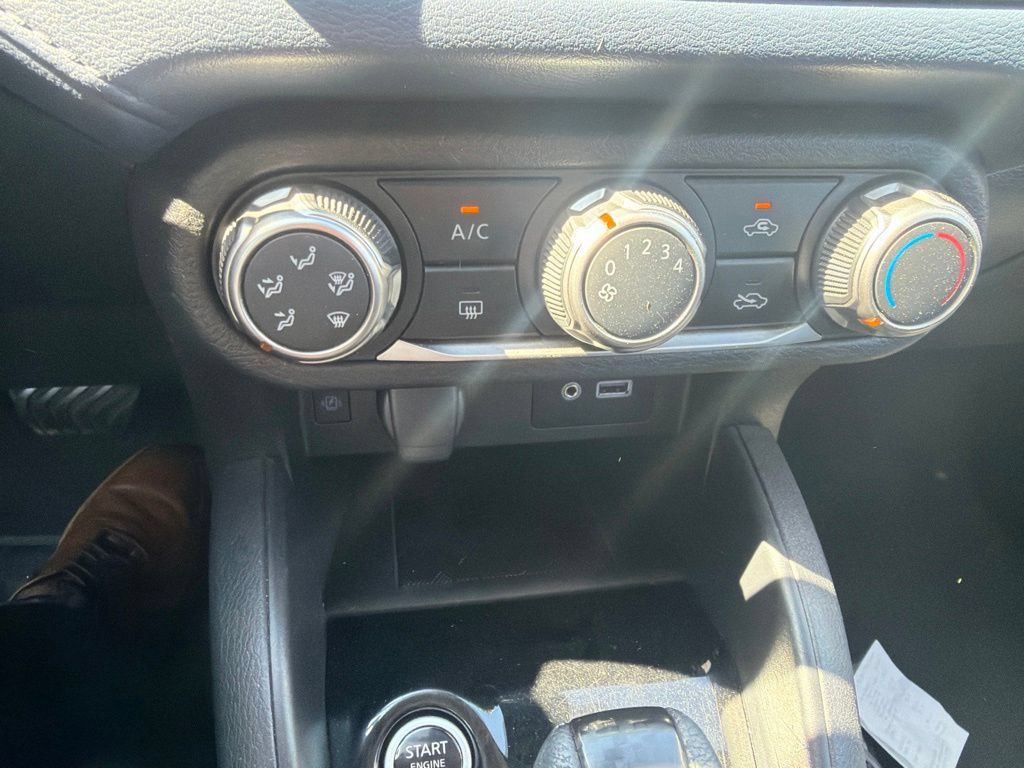 Used 2024 Nissan Versa SV FWD image 12