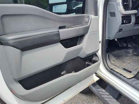 Used 2024 Ford F250 XL w/ STX Appearance Package AWD/4WD image 5