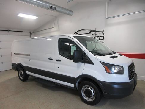Used 2018 Ford Transit 250 148 Low Roof RWD image 6
