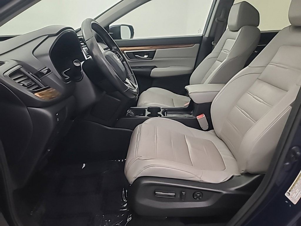 Used 2019 Honda CR-V Touring image 28