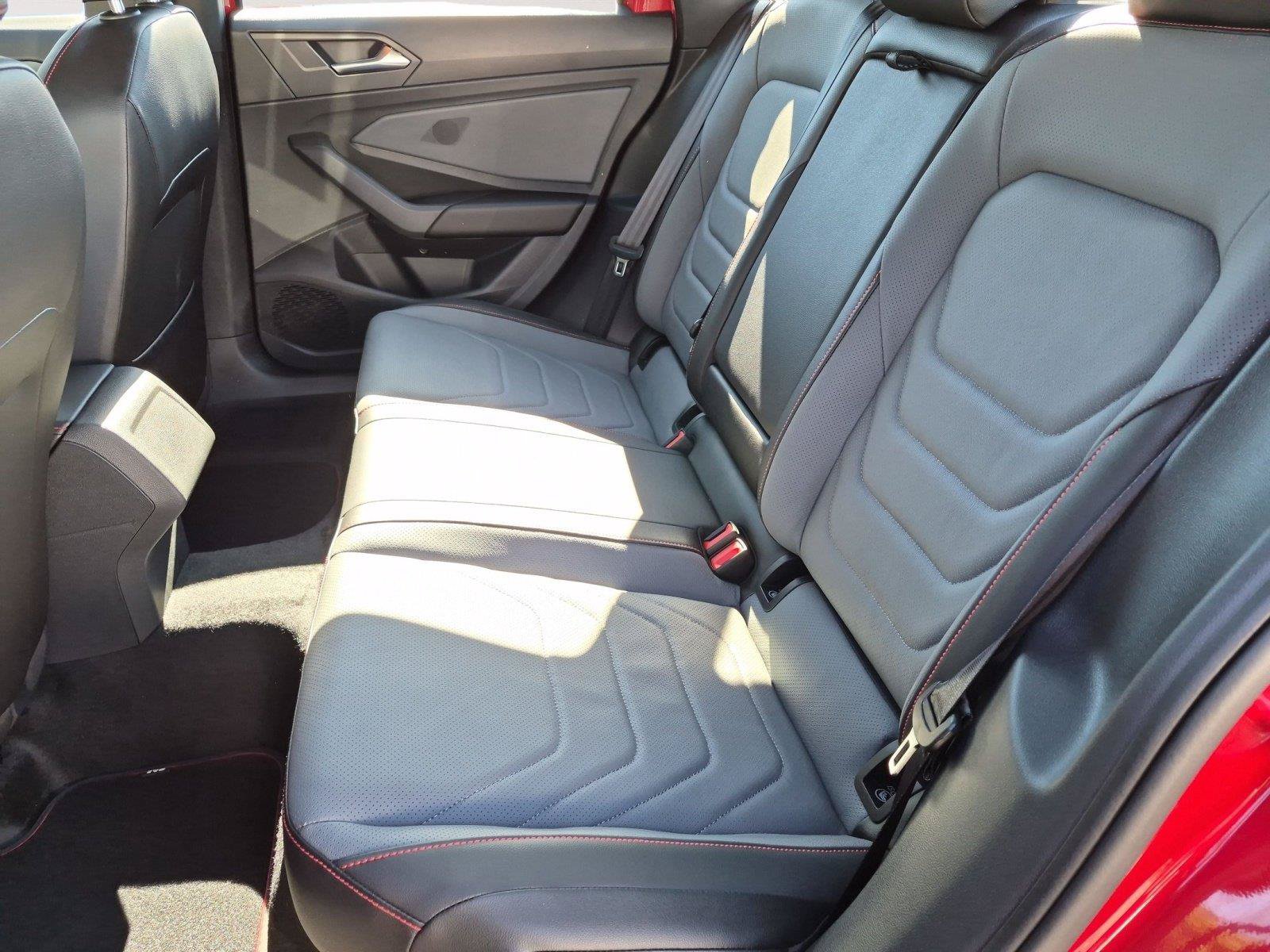 Certified 2025 Volkswagen Jetta GLI Autobahn FWD image 12