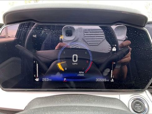 Used 2025 Chevrolet Trax LT image 10