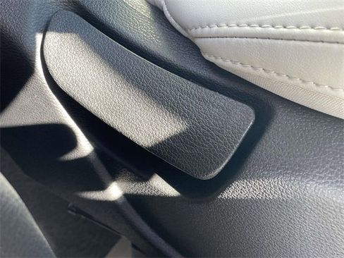 New 2025 Kia Telluride S image 20