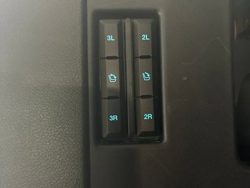 Used 2024 Ford Expedition Limited AWD/4WD image 41