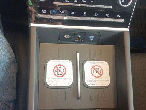 New 2026 Hyundai Santa Fe SE image 8