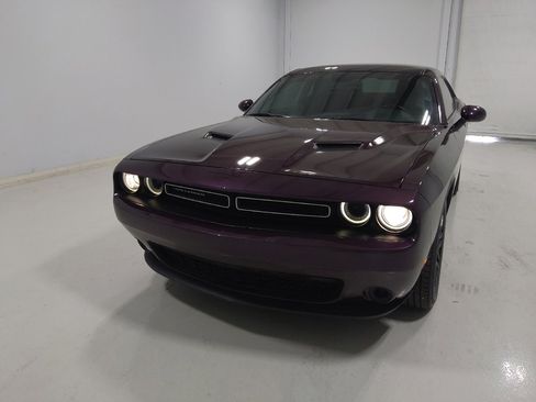 Used 2021 Dodge Challenger SXT RWD image 15