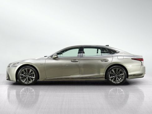Used 2018 Lexus LS 500 F Sport w/ Accessory Package (Z2) AWD/4WD image 2