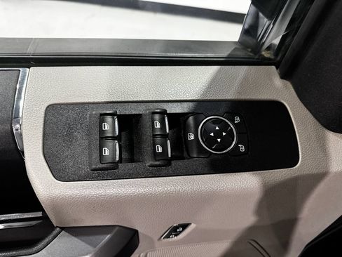 Used 2019 Ford F250 XLT AWD/4WD image 15