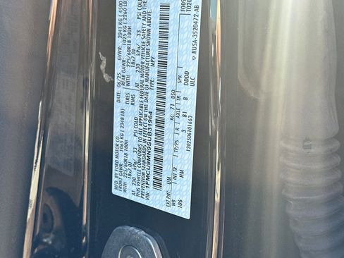 Used 2025 Ford Escape ST-Line image 29