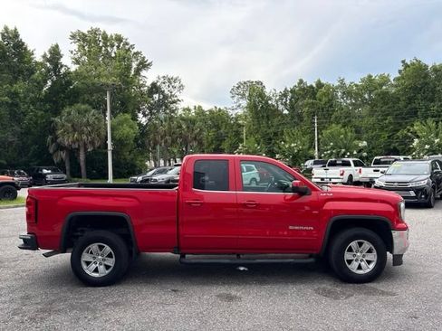 Used 2018 GMC Sierra 1500 SLE w/ SLE Value Package AWD/4WD image 6