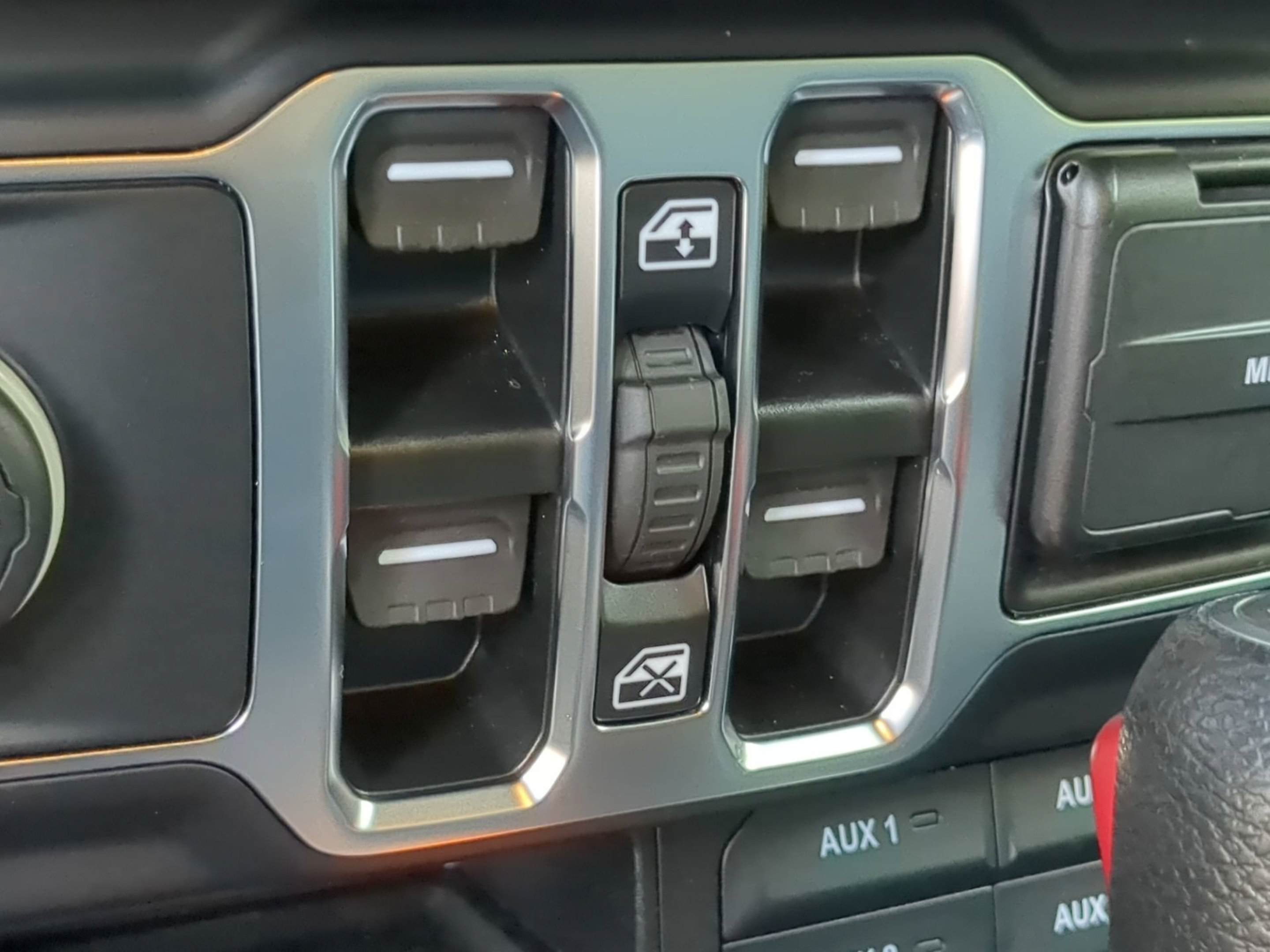 Used 2024 Jeep Wrangler Unlimited Sport AWD/4WD image 48