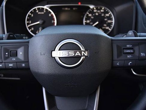 New 2026 Nissan Rogue S image 18