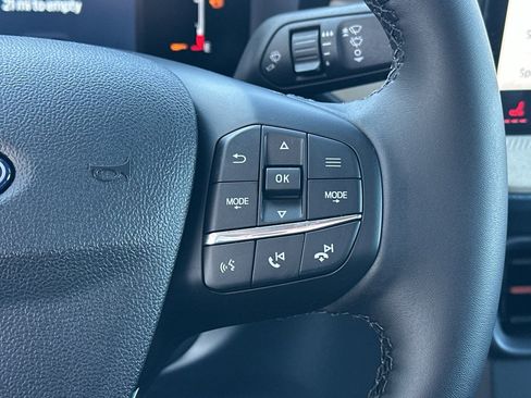 New 2026 Ford Maverick Lariat image 17