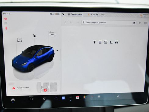 Used 2023 Tesla Model Y Long Range AWD/4WD image 19