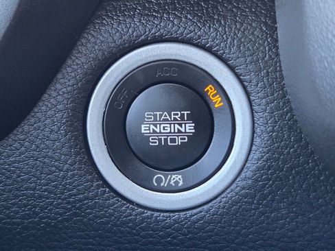 Used 2022 RAM 1500 Laramie RWD image 30