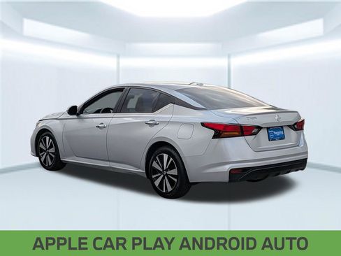 Used 2022 Nissan Altima 2.5 SV FWD image 5