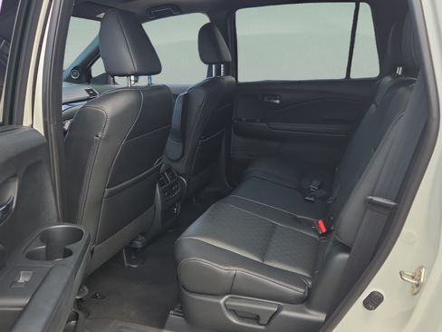 Used 2019 Honda Passport Touring image 11