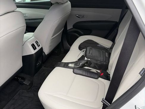 Certified 2025 Hyundai Tucson SEL FWD image 6