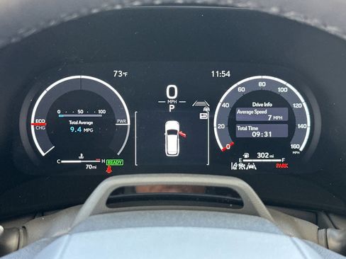 Used 2026 Lexus TX 500h AWD w/ Technology Package image 31