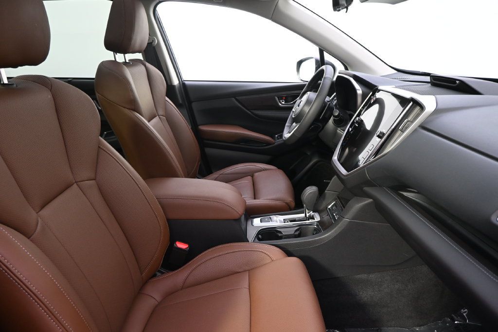 Used 2026 Subaru Ascent Touring AWD/4WD image 16