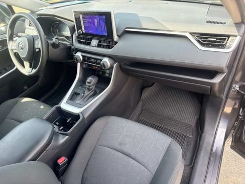 Used 2024 Toyota RAV4 XLE FWD image 19