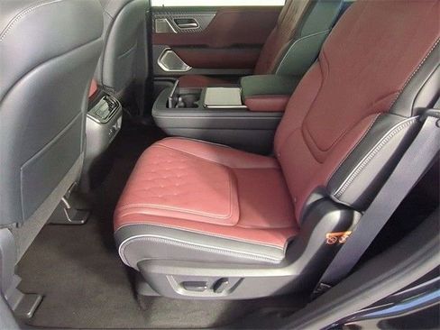 New 2025 INFINITI QX80 Autograph w/ Autograph Exterior Package image 17