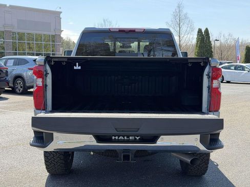 Used 2025 Chevrolet Silverado 2500 LT w/ Safety Package image 13