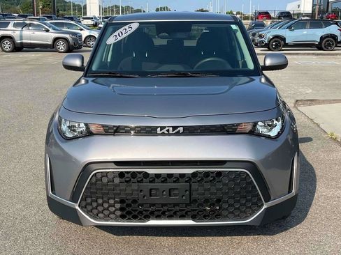 Used 2025 Kia Soul LX w/ LX Technology Package FWD image 31