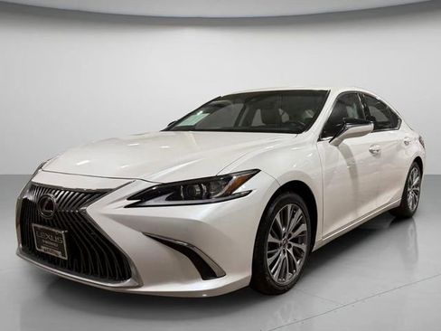 Used 2020 Lexus ES 350 w/ Premium Package image 8