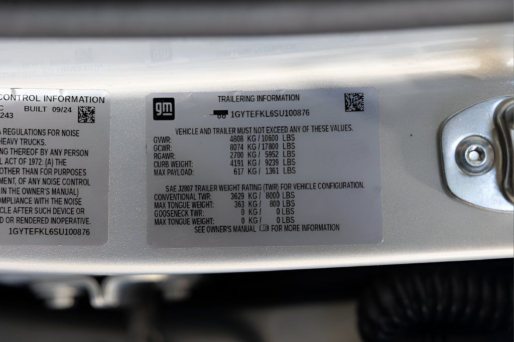 Used 2025 Cadillac Escalade IQ Sport 2 AWD/4WD image 90
