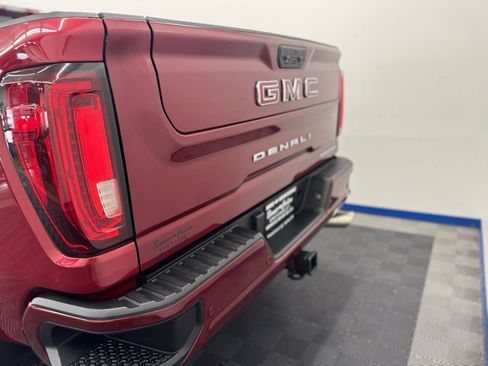 Used 2020 GMC Sierra 2500 Denali w/ Denali Ultimate Package AWD/4WD image 6