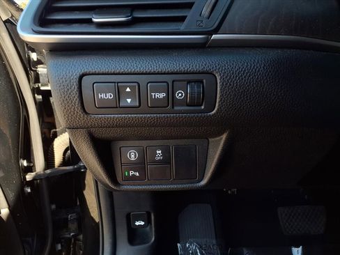 Used 2018 Honda Accord Touring image 13